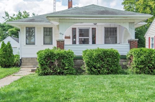2214 Broadway St, Springfield, OH 45504-3009