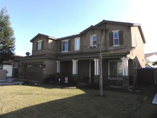 4115 Prospect Ave, Visalia, CA 93291-4030