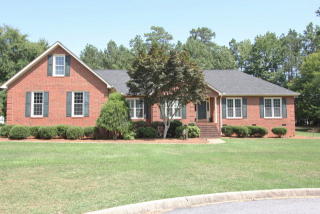 213 Heathwood Dr, Greenwood, SC 29649-8599