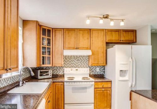 9300 Jackson, Springfield VA  22015-2019 exterior