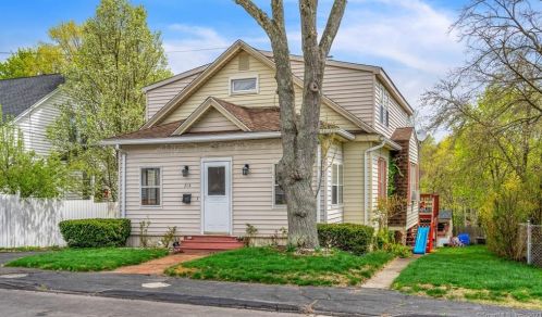 264 Monroe Ave, Waterbury, CT 06705-1478