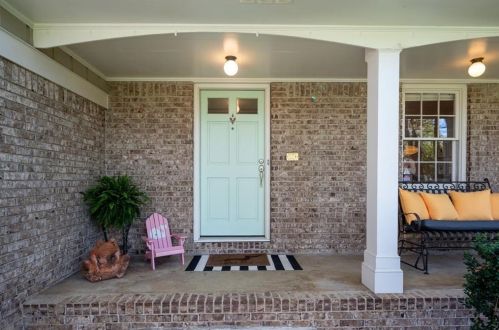 2522 Fontainebleau Dr, Atlanta GA  30360-1230 exterior