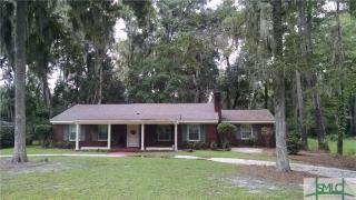 5701 Colonial Dr, Savannah, GA 31406-2138