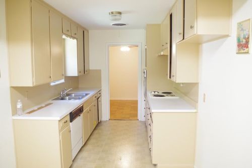 3016 Loop 820, Fort Worth, TX 76119-1811