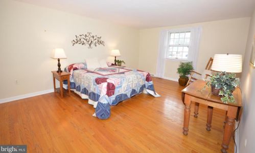 1949 Rachael Dr, Lancaster PA  17601-3627 exterior