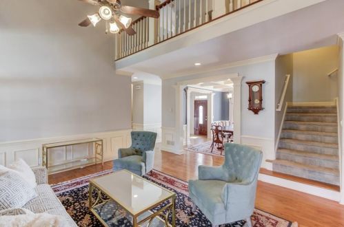 2721 Log Cabin Dr, Atlanta GA  30339-1546 exterior