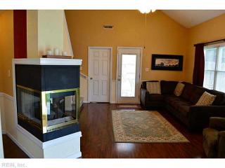 112 Sanderling Walk, Yorktown, VA 23692-6143
