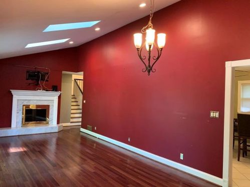 500 Carriage Dr, Atlanta GA  30328-3307 exterior