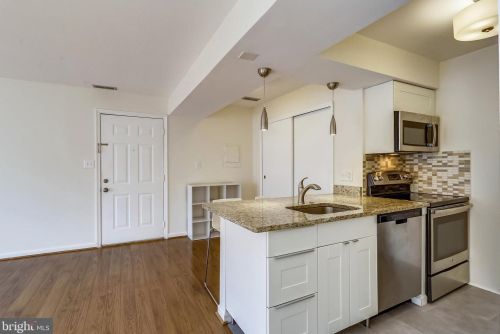 1623 Carriage House Ter, Silver Spring, MD 20904-2287