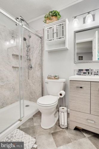 8729 Redman St, Springfield VA  22153-2413 exterior