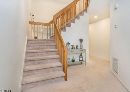 65 Redner Rd, Morristown, NJ 07960-6420