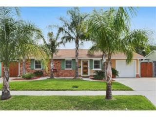 609 Grovewood Dr, Gretna, LA 70056-7915