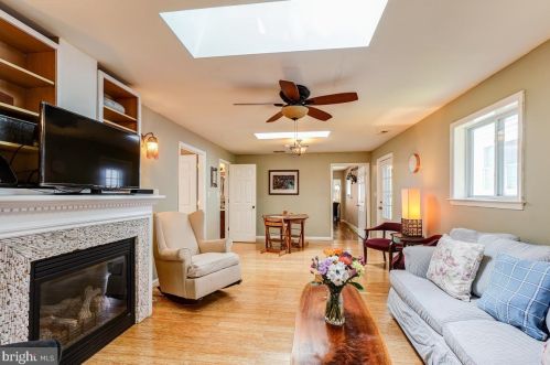 6510 Allegheny Ave, Silver Spring MD 20912-4678 exterior