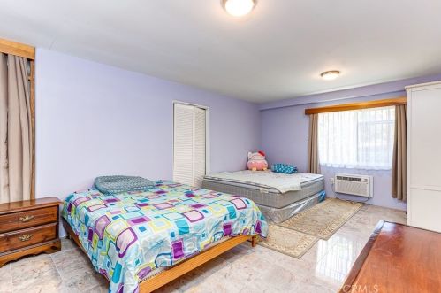 4890 Crest Ave, Riverside CA  92503-2942 exterior