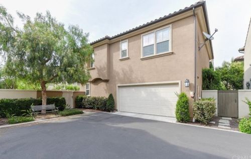 186 Pathway, Irvine CA  92618-8846 exterior