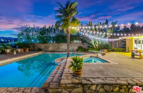 4456 Estrondo Dr, Van Nuys, CA 91436-3263