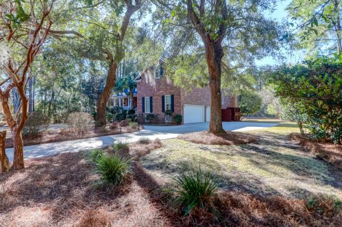1401 Shell Fish Ct, Mount Pleasant, SC 29466-9023