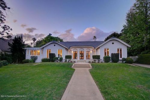 1275 New York Dr, Altadena, CA 91001-3145
