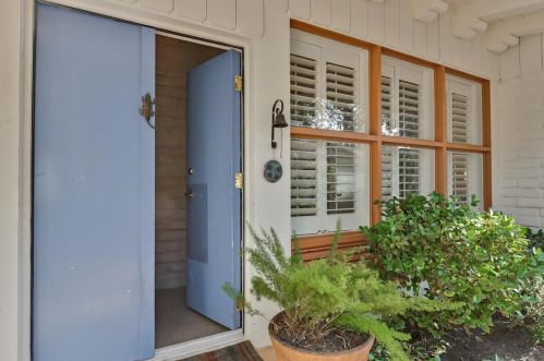 131 Lowell Ave, Palo Alto, CA 94301-3722