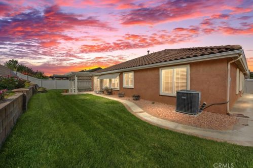 1008 Carolyn Ln, Tehachapi, CA 93561-9494