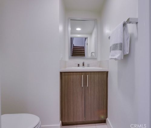 250 Rockefeller, Irvine, CA 92612-8113