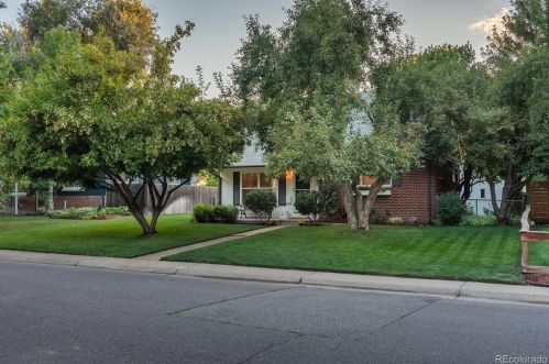 2945 Vine St, Denver, CO 80205-4635