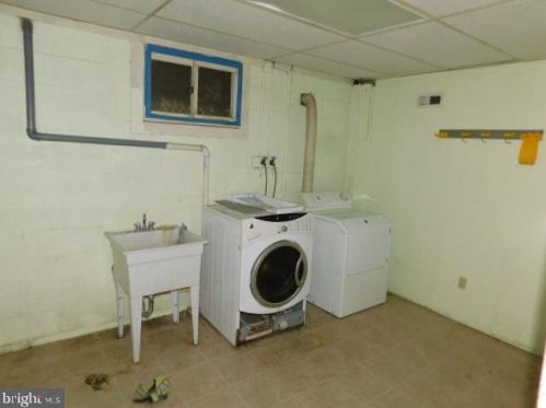 234 Red Bud Loop, Harpers Ferry WV 25425-5922 exterior