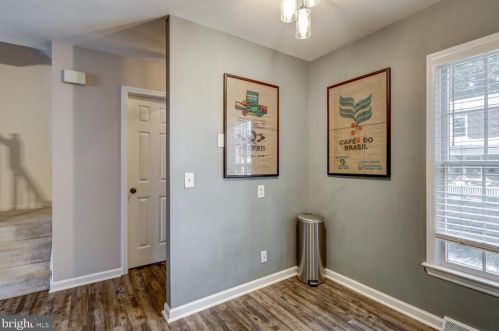 834 Ocean Ave, Lancaster PA  17603-5068 exterior