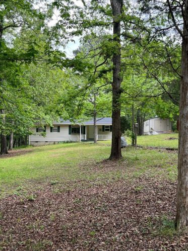 1466 Forest Lake Dr, Lincolnton, GA 30817-5223