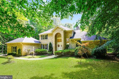 1707 Justin Dr, Gambrills, MD 21054-2009