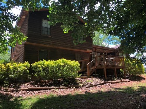 6 Harriette Dr, Stockbridge GA  30281-3867 exterior