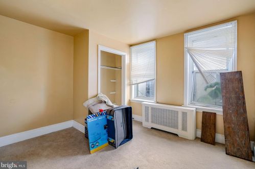 1745 19 St, Philadelphia PA  19145-2120 exterior