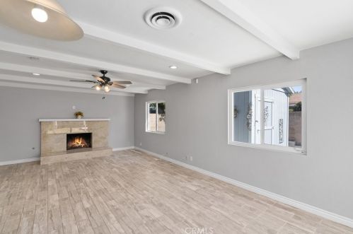 8188 Sherwood Pl, Riverside CA  92504-3440 exterior