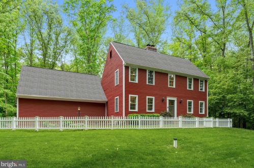 1693 Justin Dr, Gambrills, MD 21054-2011