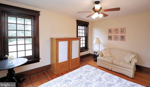 2144 Lawrence Rd, Trenton NJ 08648 exterior