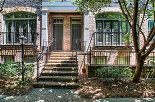 2382 Crescent Park Ct, Atlanta, GA 30339-6022
