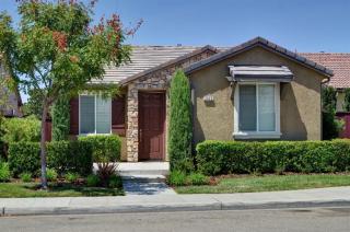 3945 Richmond Ave, Clovis, CA 93619-5091