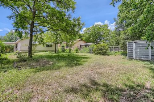 718 Dulwich St, Austin TX  78748-6512 exterior