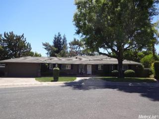 1025 Orange Ave, Lodi, CA 95240-5107