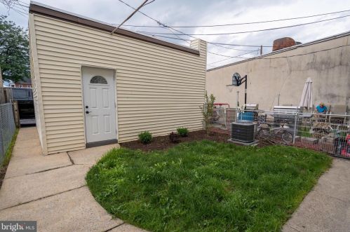 131 Ross St, Lancaster PA  17602-1926 exterior