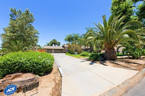 15720 Golden Spur Ct, Riverside, CA 92504-5782