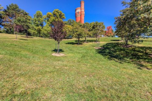 2114 Alpine Pl, Cincinnati OH  45206-2603 exterior