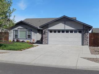 944 Willowdale Ave, Medford OR  97501-1958 exterior