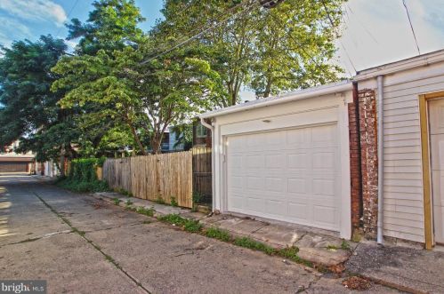 39 West St, Allentown PA  18102-4218 exterior