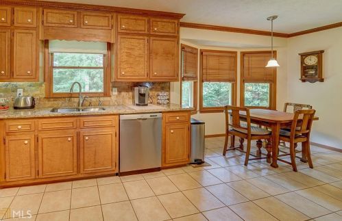 5025 Shore Dr, Conyers GA  30094-4711 exterior
