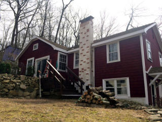 5 Hillside Ave, Hopatcong, NJ 07843-1757