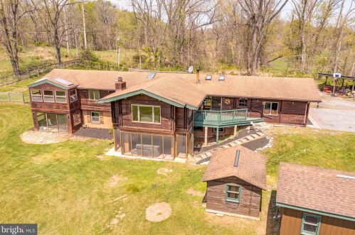 410 Windward Ln, Shepherdstown, WV 25443-4386