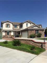 7018 Petaluma Dr, Fontana CA  92336-1447 exterior