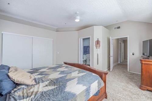 42336 La Gabriella Dr, Lancaster CA 93536-4388 exterior