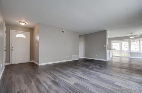 13649 Avenida Del Charro, El Cajon, CA 92021-2121